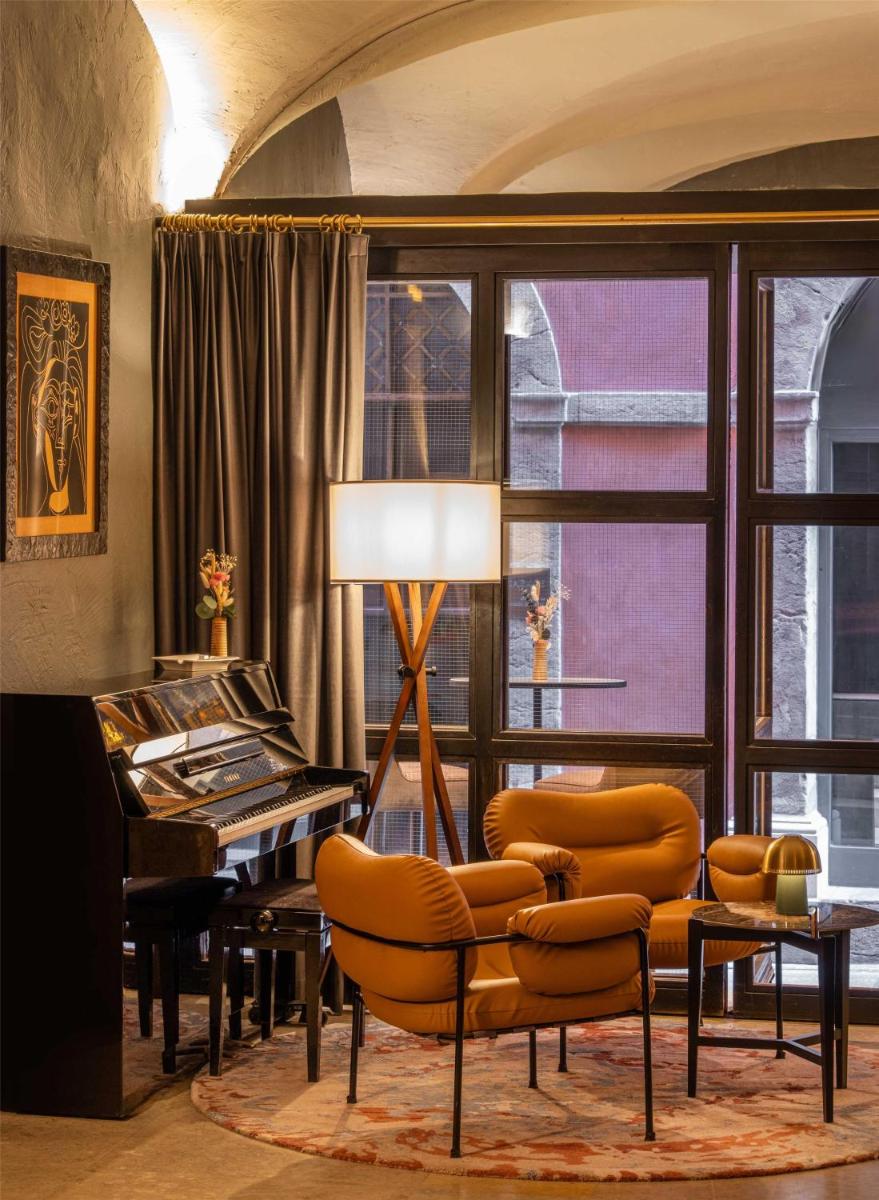 Cour des Loges Lyon, A Radisson Collection Hotel