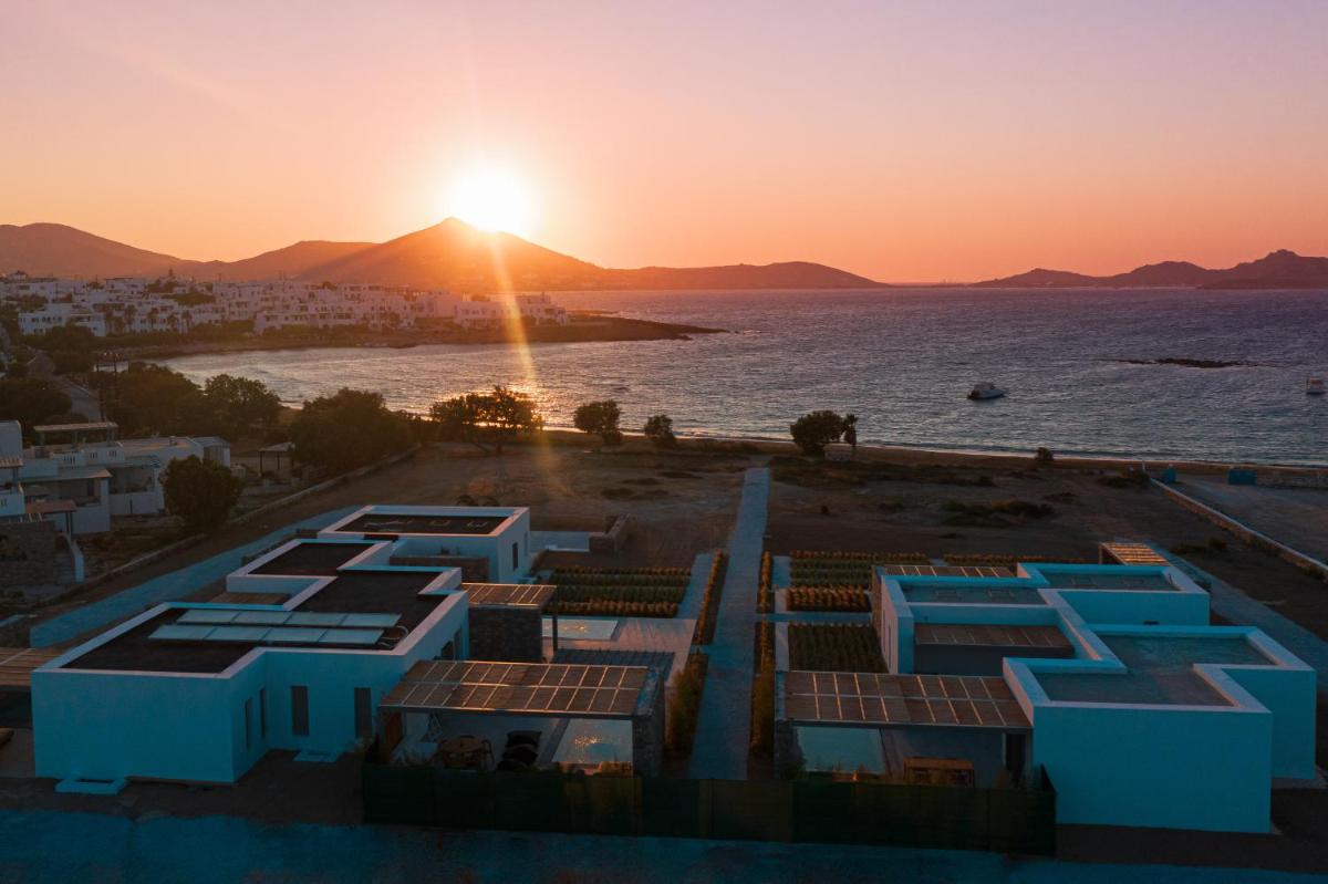 Cove Paros