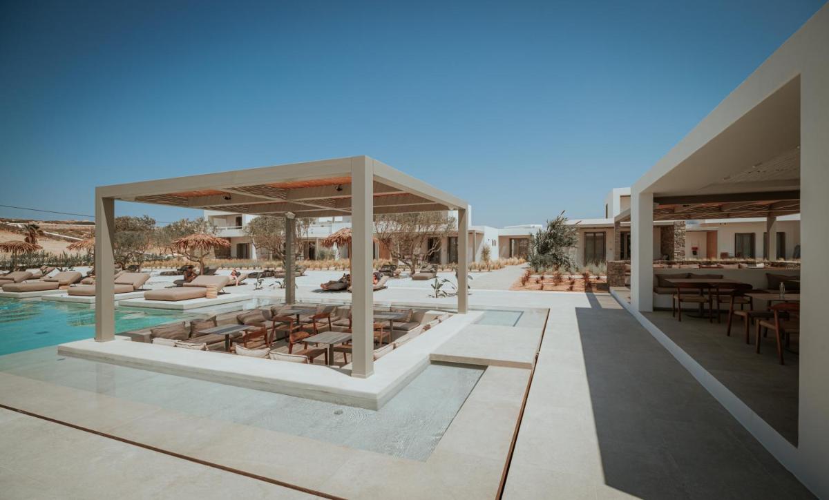 Cove Paros