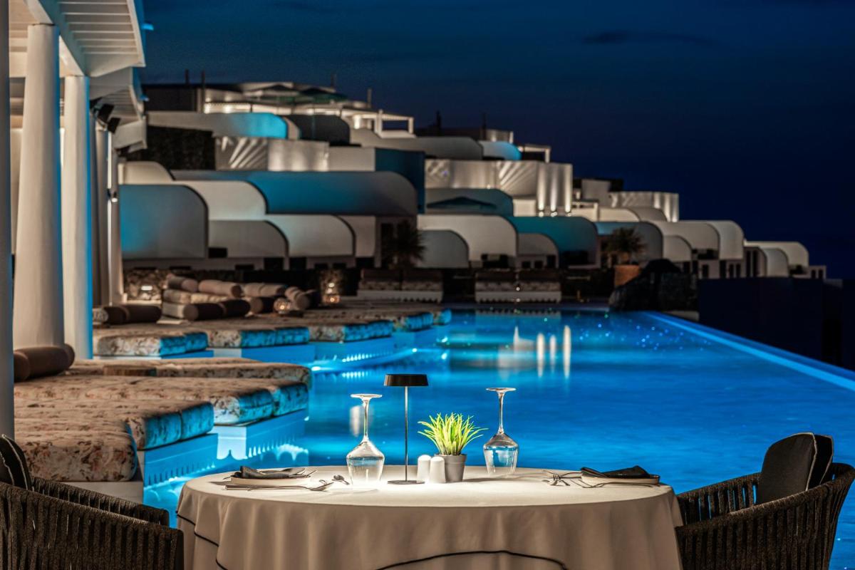 Cresanto Luxury Suites