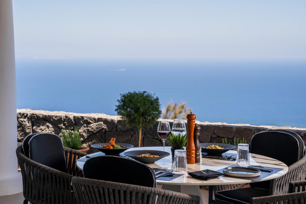 Cresanto Luxury Suites