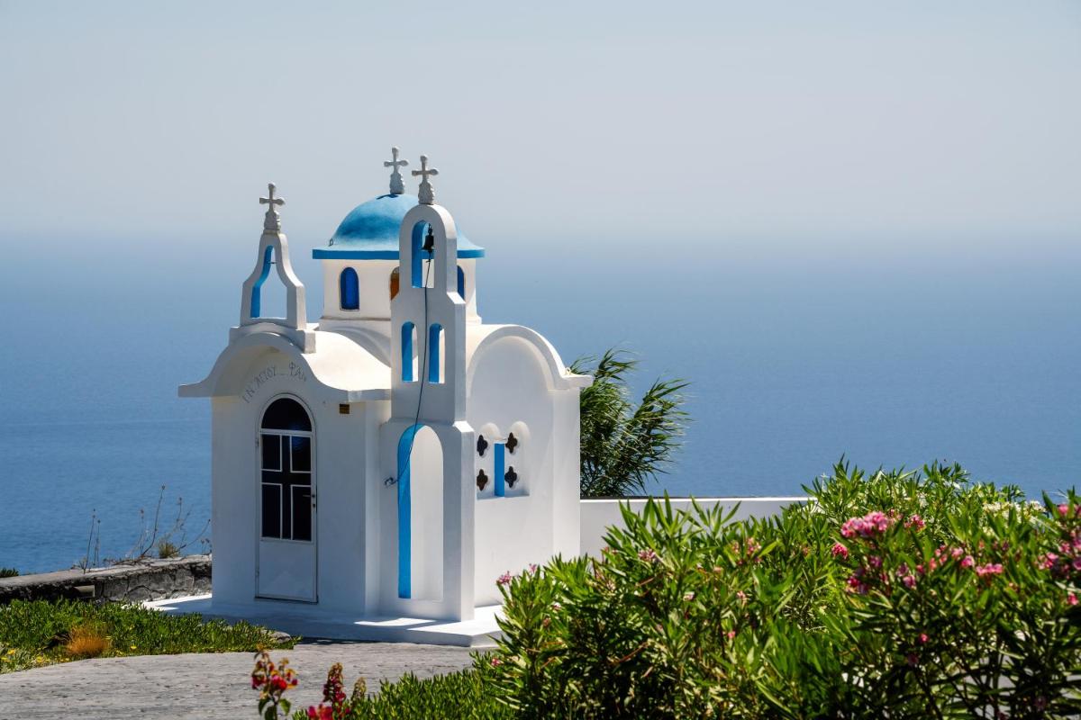 Cresanto Luxury Suites