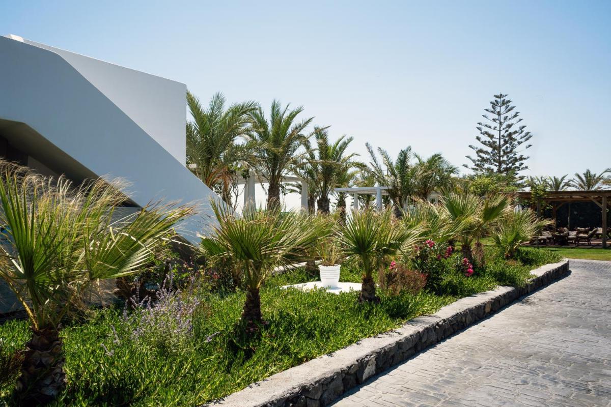 Cresanto Luxury Suites