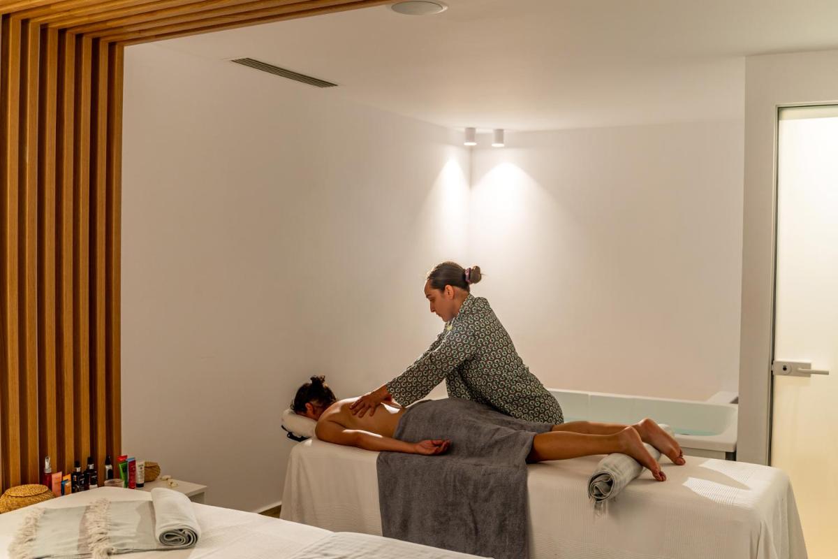 Cresanto Luxury Suites