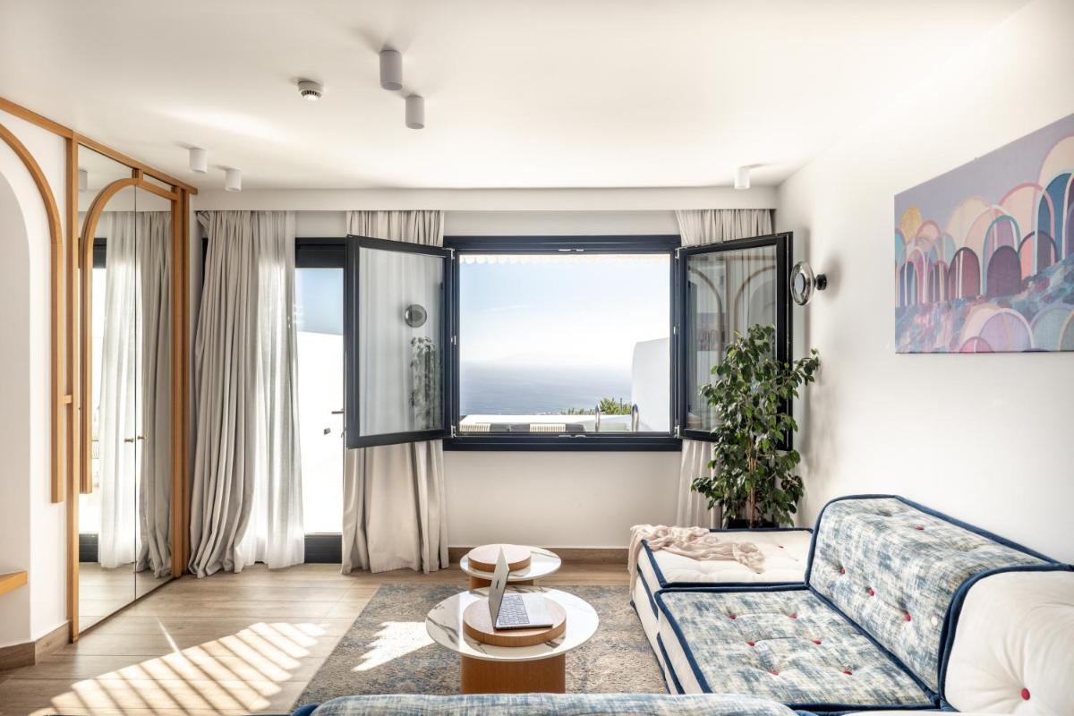 Cresanto Luxury Suites