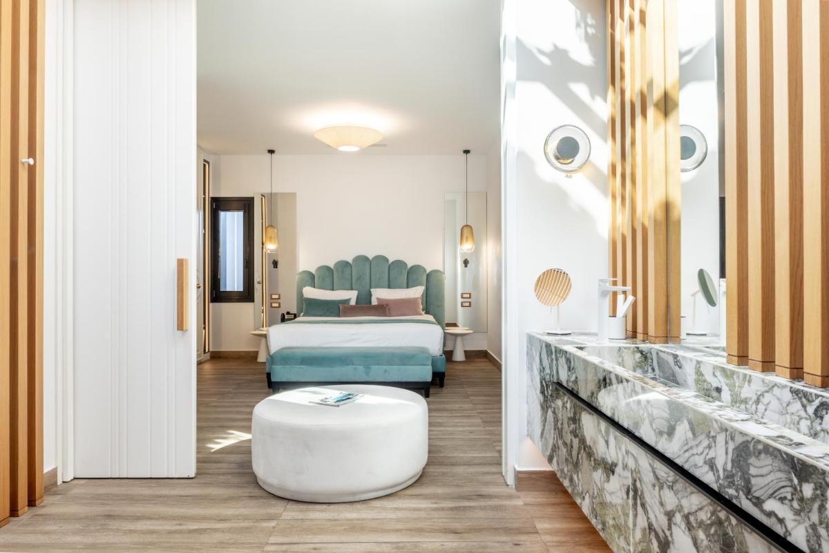 Cresanto Luxury Suites