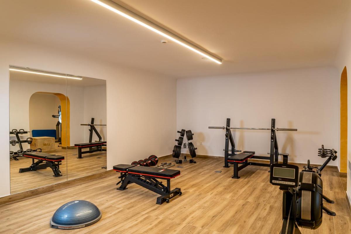 Cresanto Luxury Suites