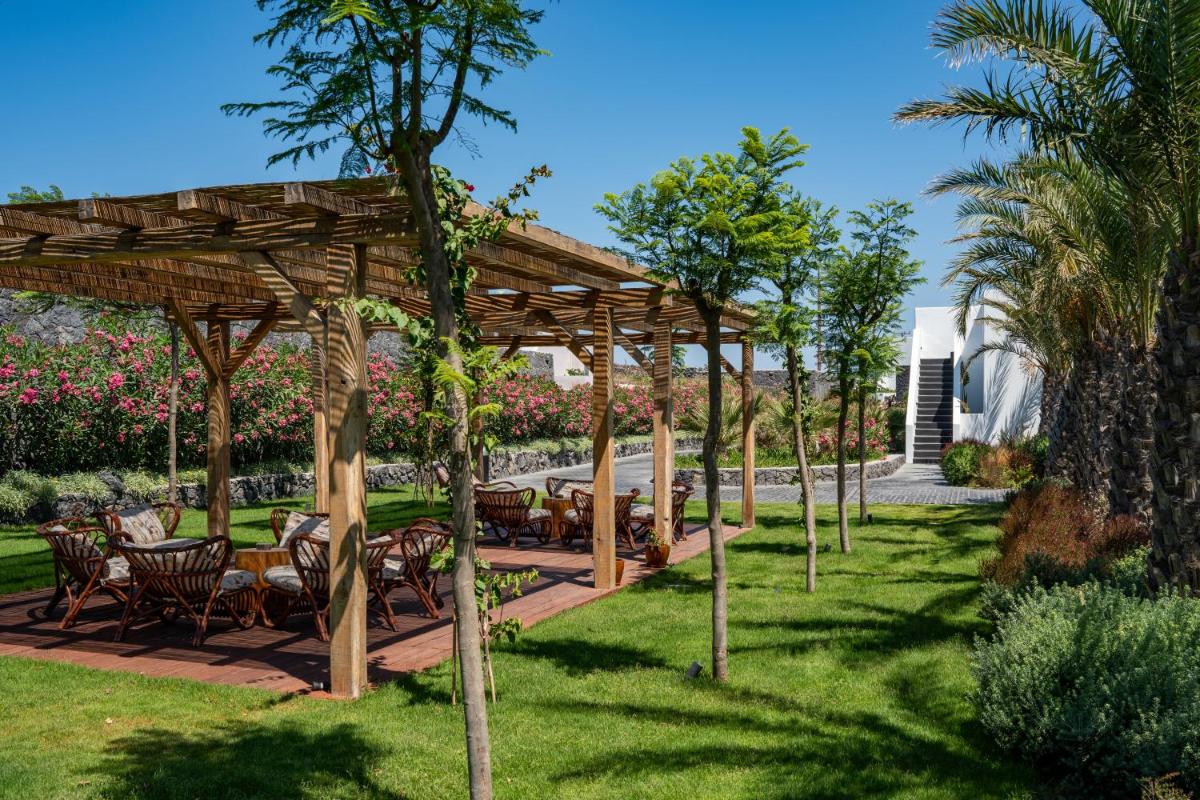 Cresanto Luxury Suites