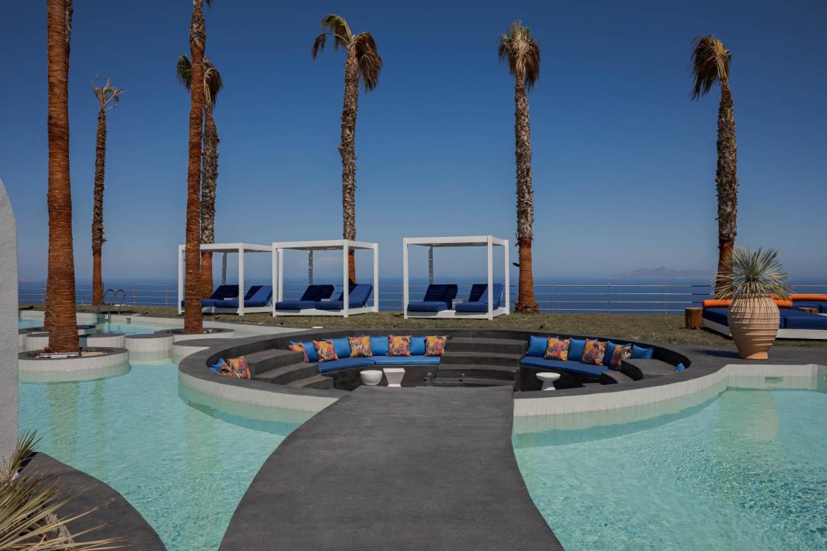 Cresanto Luxury Suites