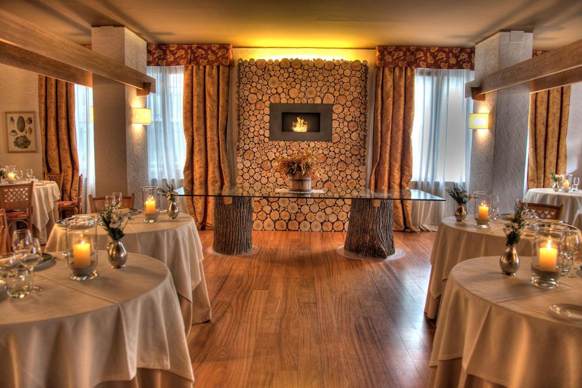 Cresta Et Duc Hotel
