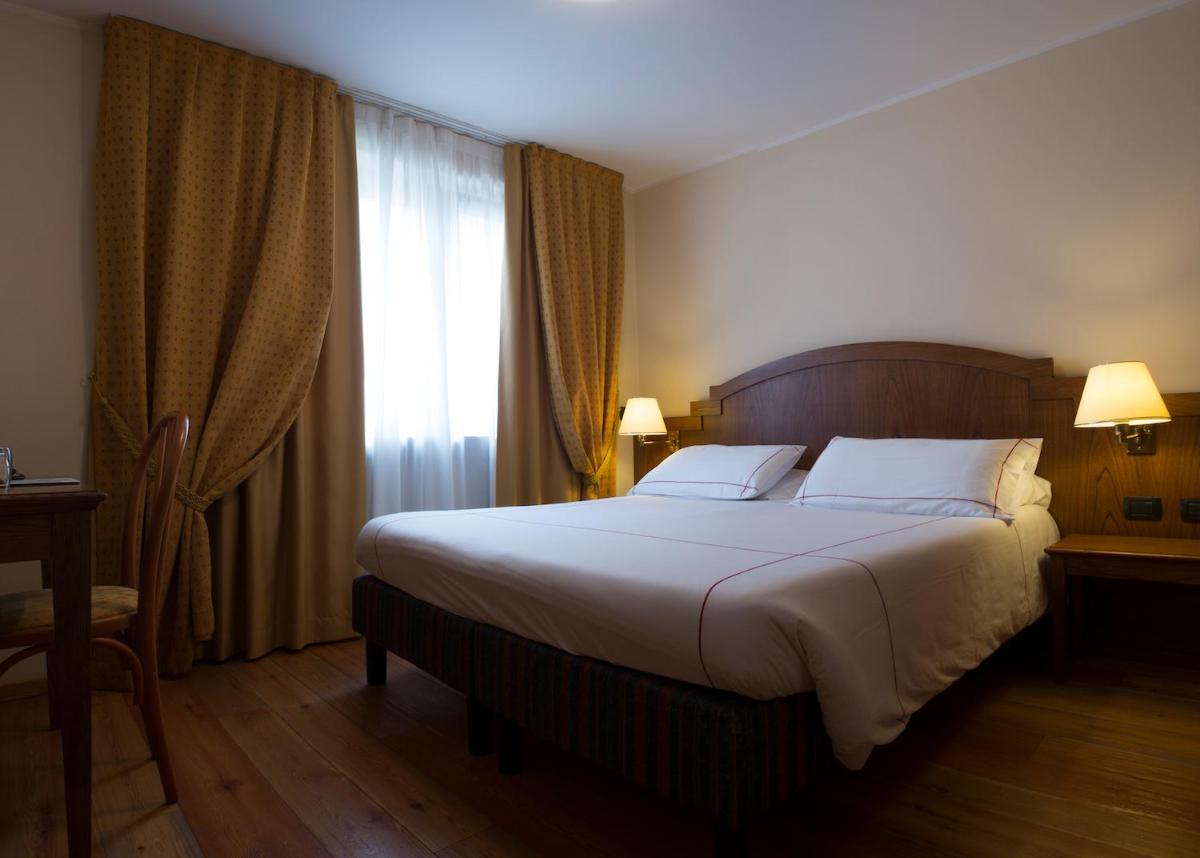 Cresta Et Duc Hotel