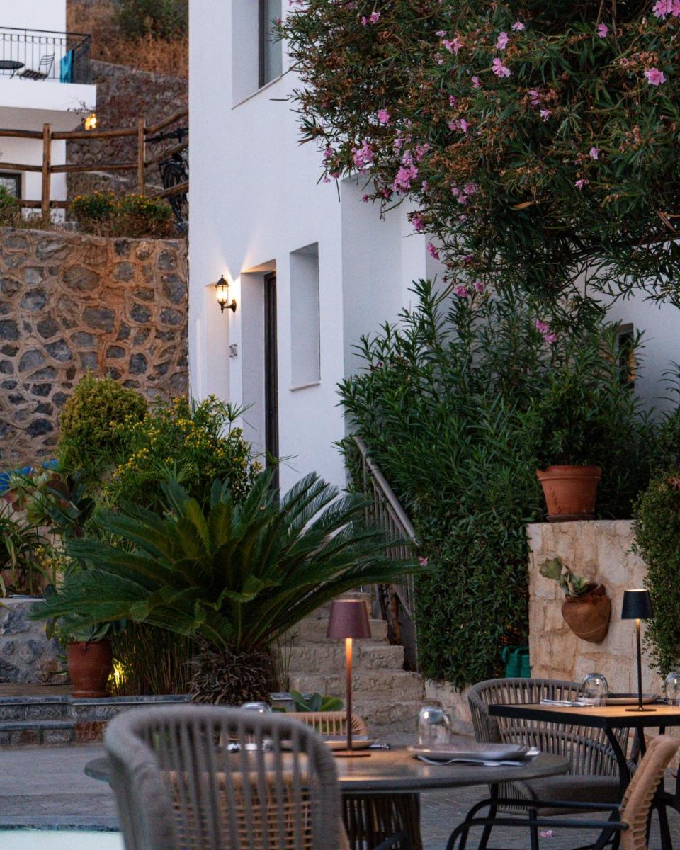 Creta Blue Boutique Hotel
