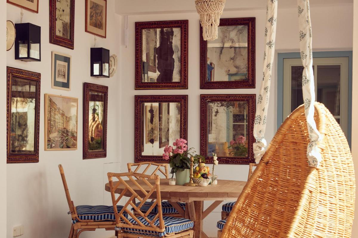 Cristine Bedfor Mahon Boutique Hotel