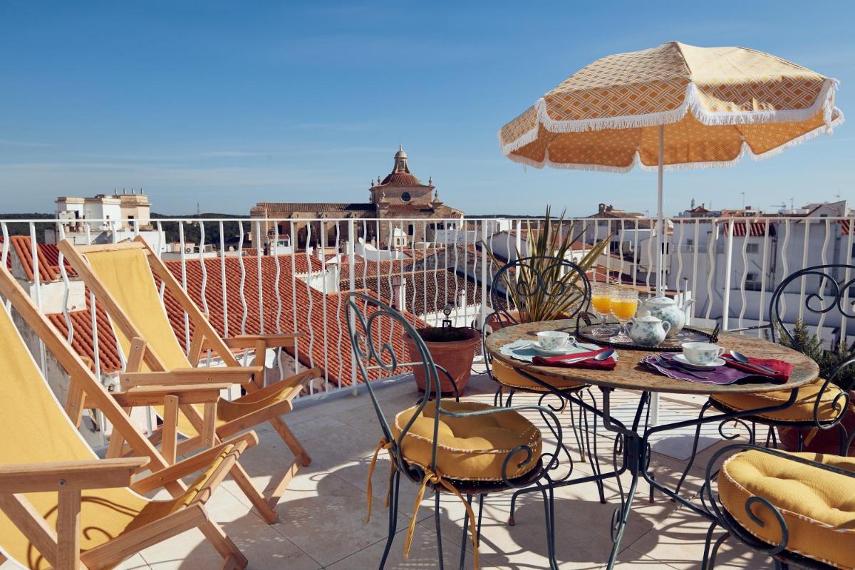 Cristine Bedfor Mahon Boutique Hotel