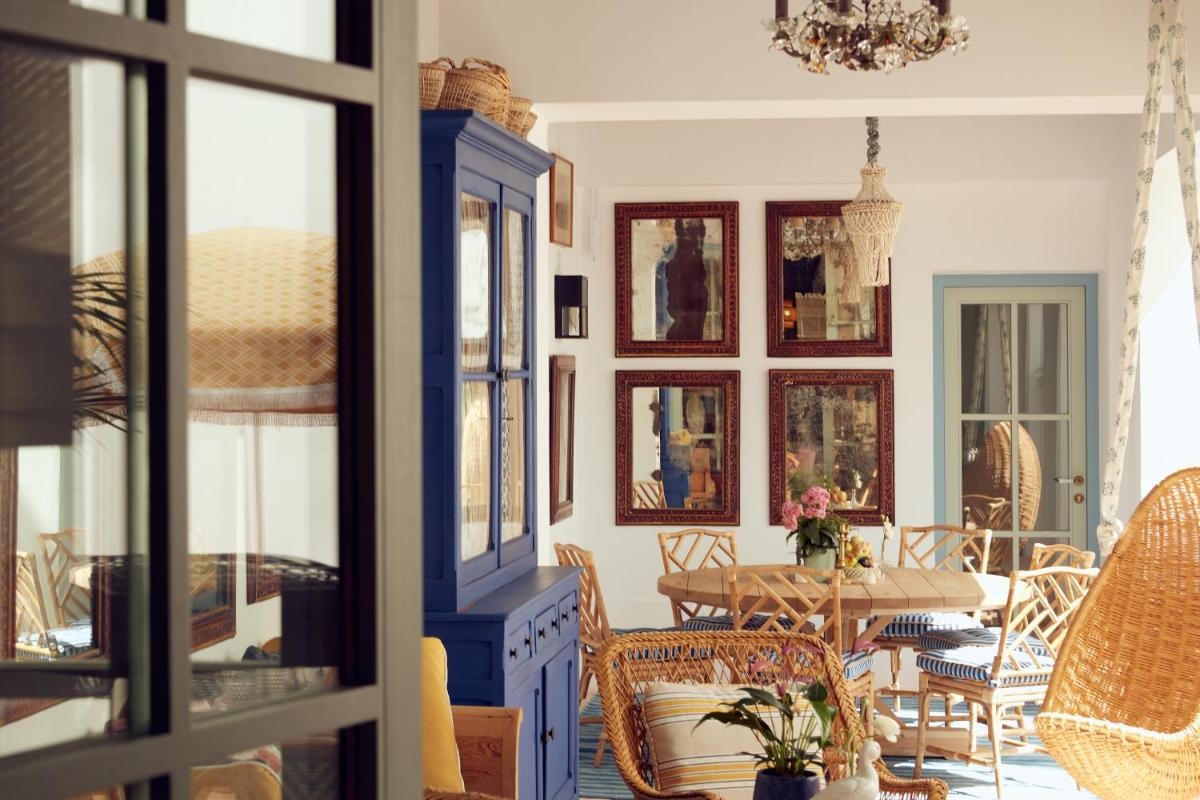 Cristine Bedfor Mahon Boutique Hotel