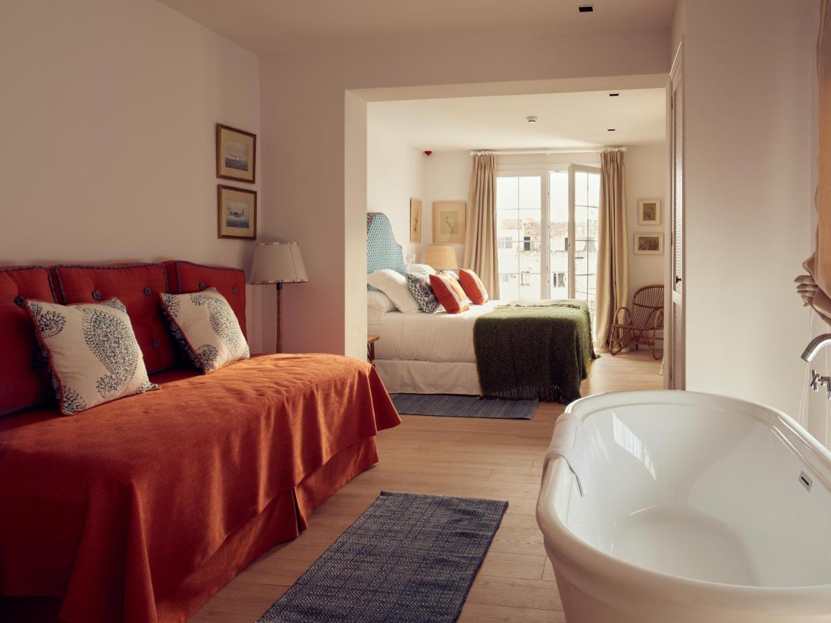 Cristine Bedfor Mahon Boutique Hotel