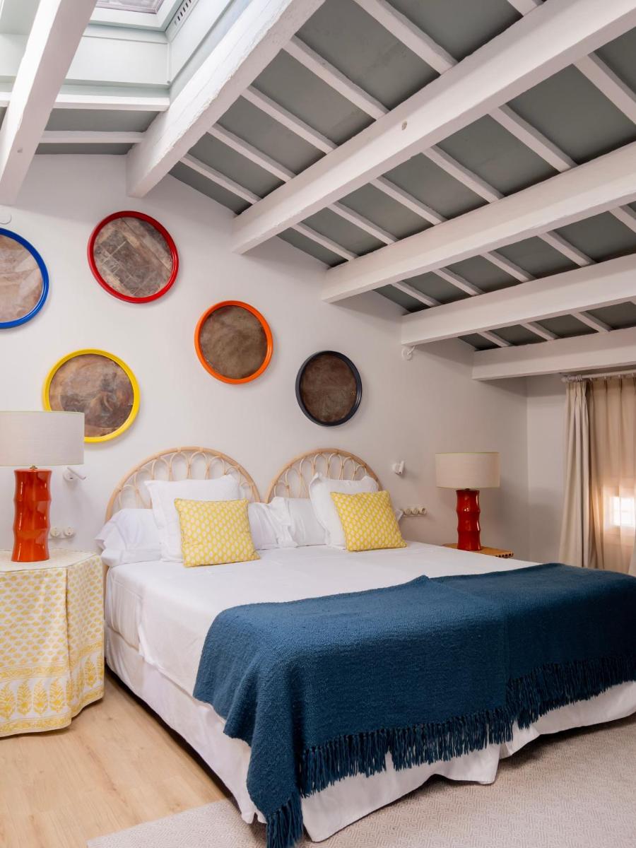 Cristine Bedfor Mahon Boutique Hotel