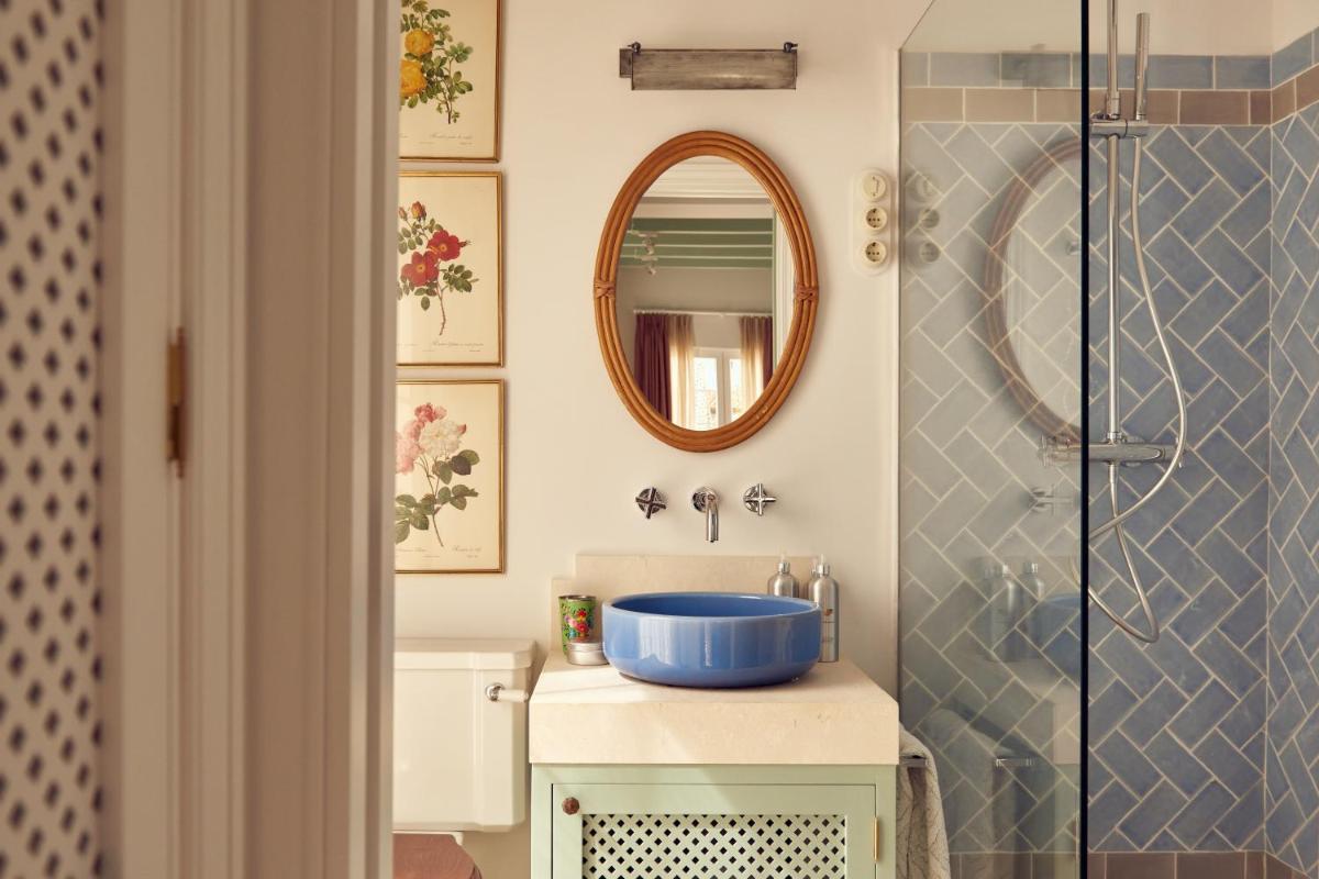 Cristine Bedfor Mahon Boutique Hotel