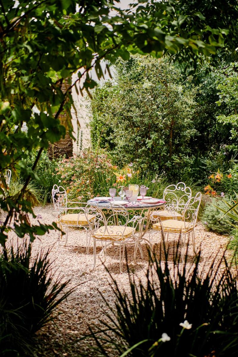 Cristine Bedfor Mahon Boutique Hotel