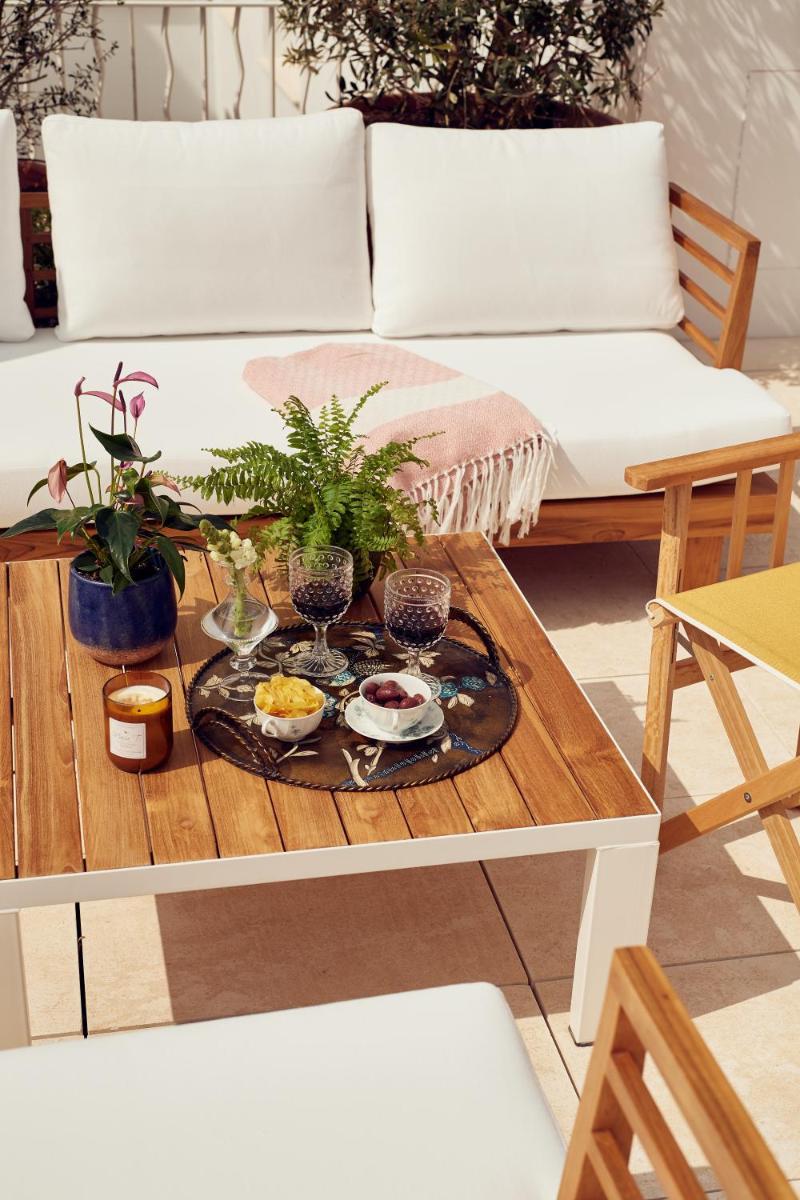Cristine Bedfor Mahon Boutique Hotel