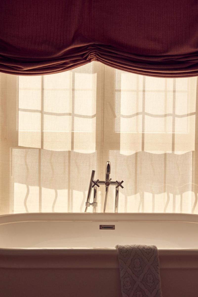 Cristine Bedfor Mahon Boutique Hotel