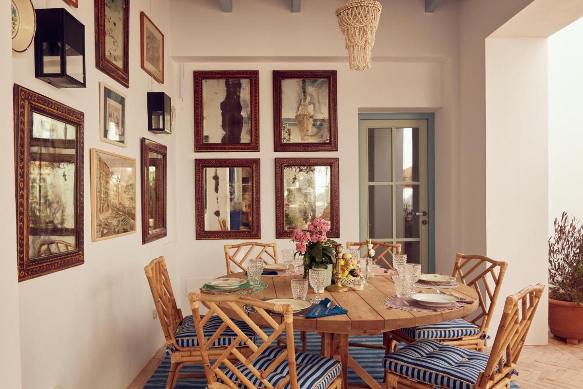 Cristine Bedfor Mahon Boutique Hotel