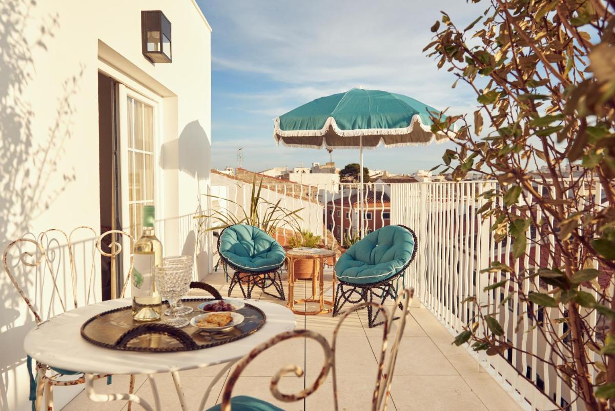 Cristine Bedfor Mahon Boutique Hotel
