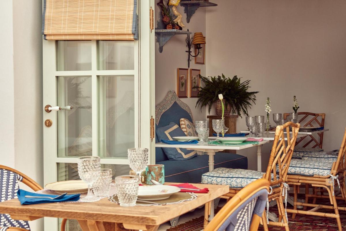 Cristine Bedfor Mahon Boutique Hotel