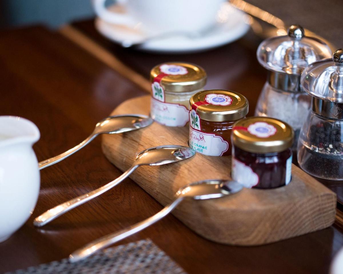 Crossbasket Castle, Hotel & Restaurant