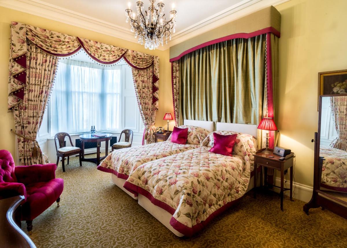 Crossbasket Castle, Hotel & Restaurant