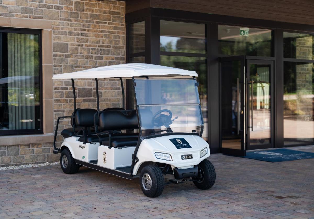 Crossbasket Castle, Hotel & Restaurant