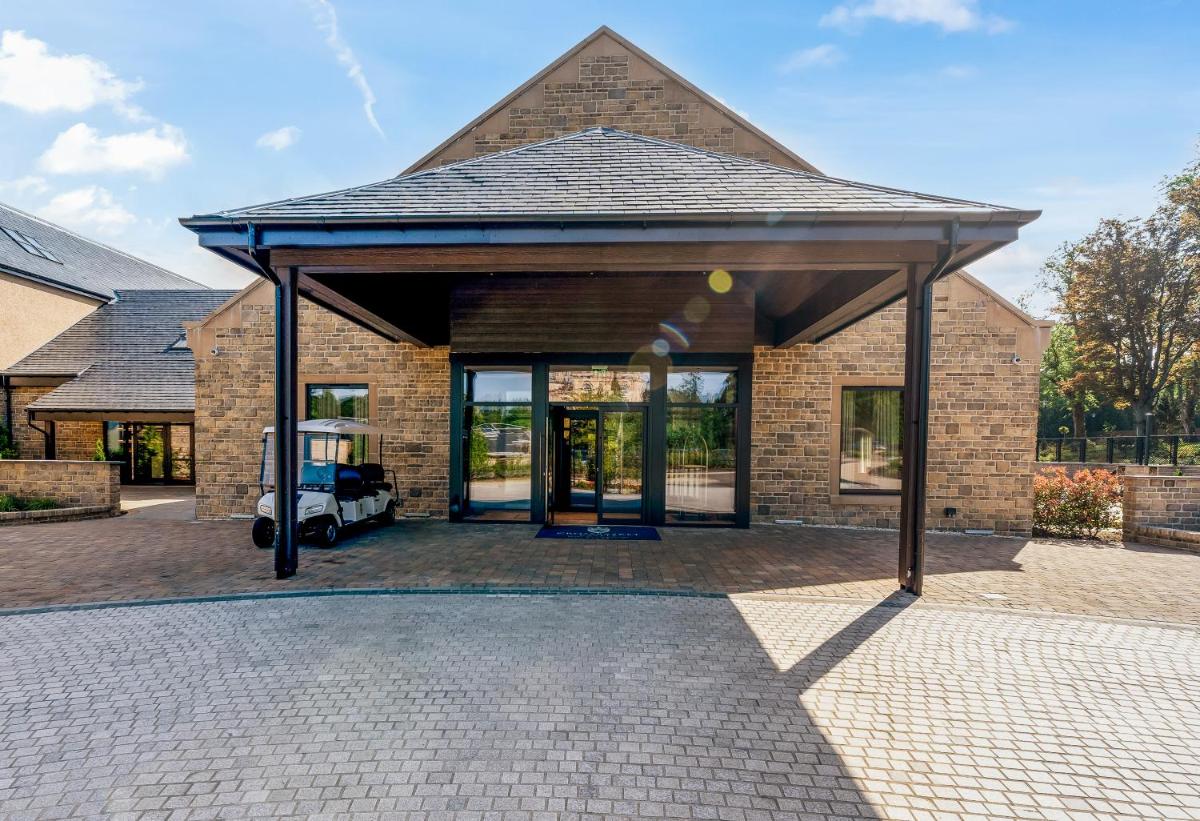 Crossbasket Castle, Hotel & Restaurant