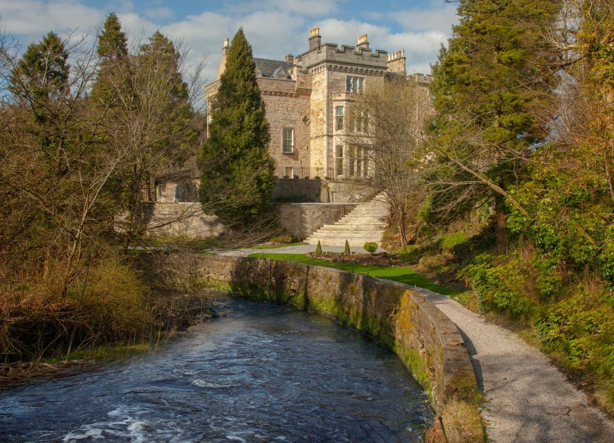 Crossbasket Castle, Hotel & Restaurant