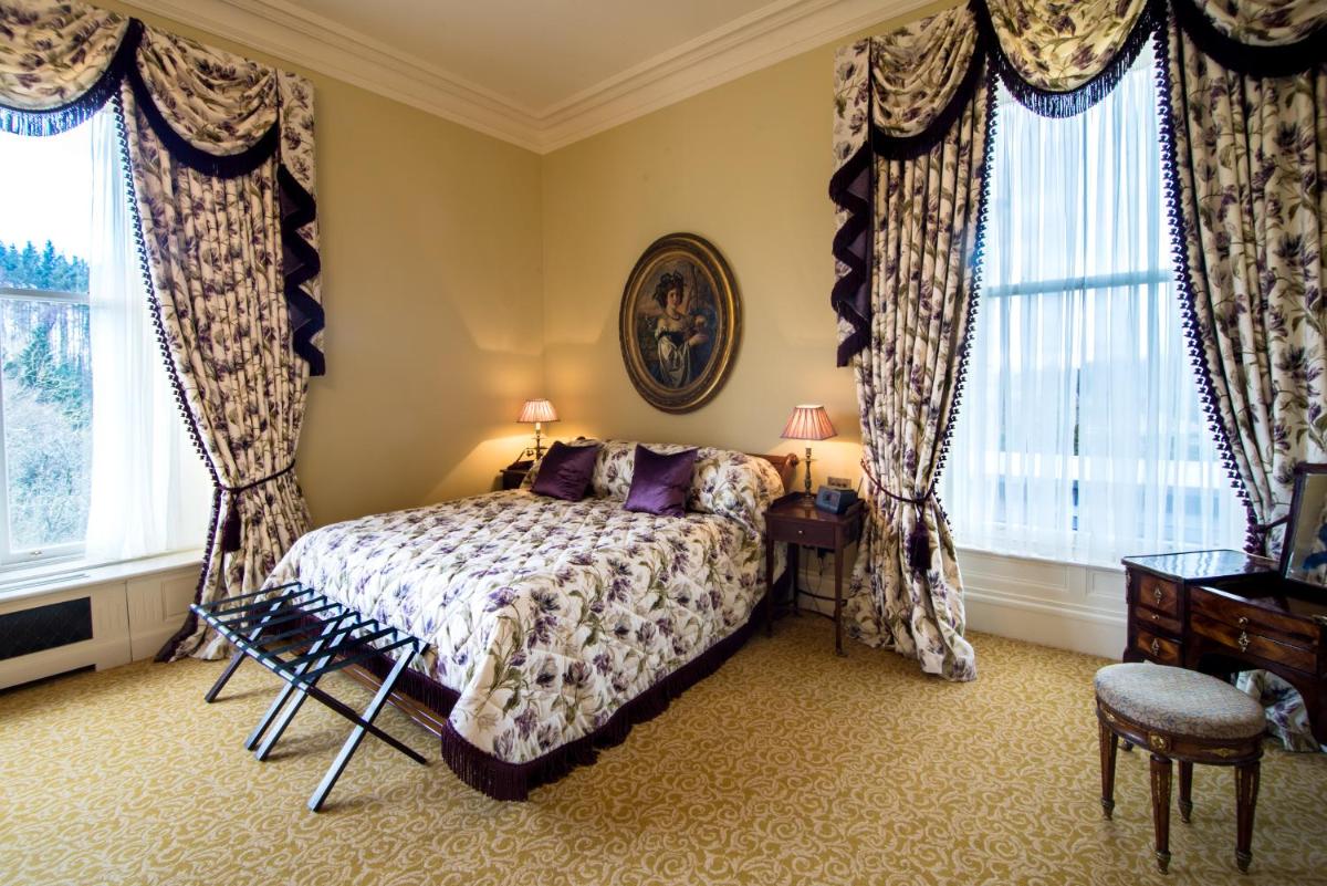 Crossbasket Castle, Hotel & Restaurant
