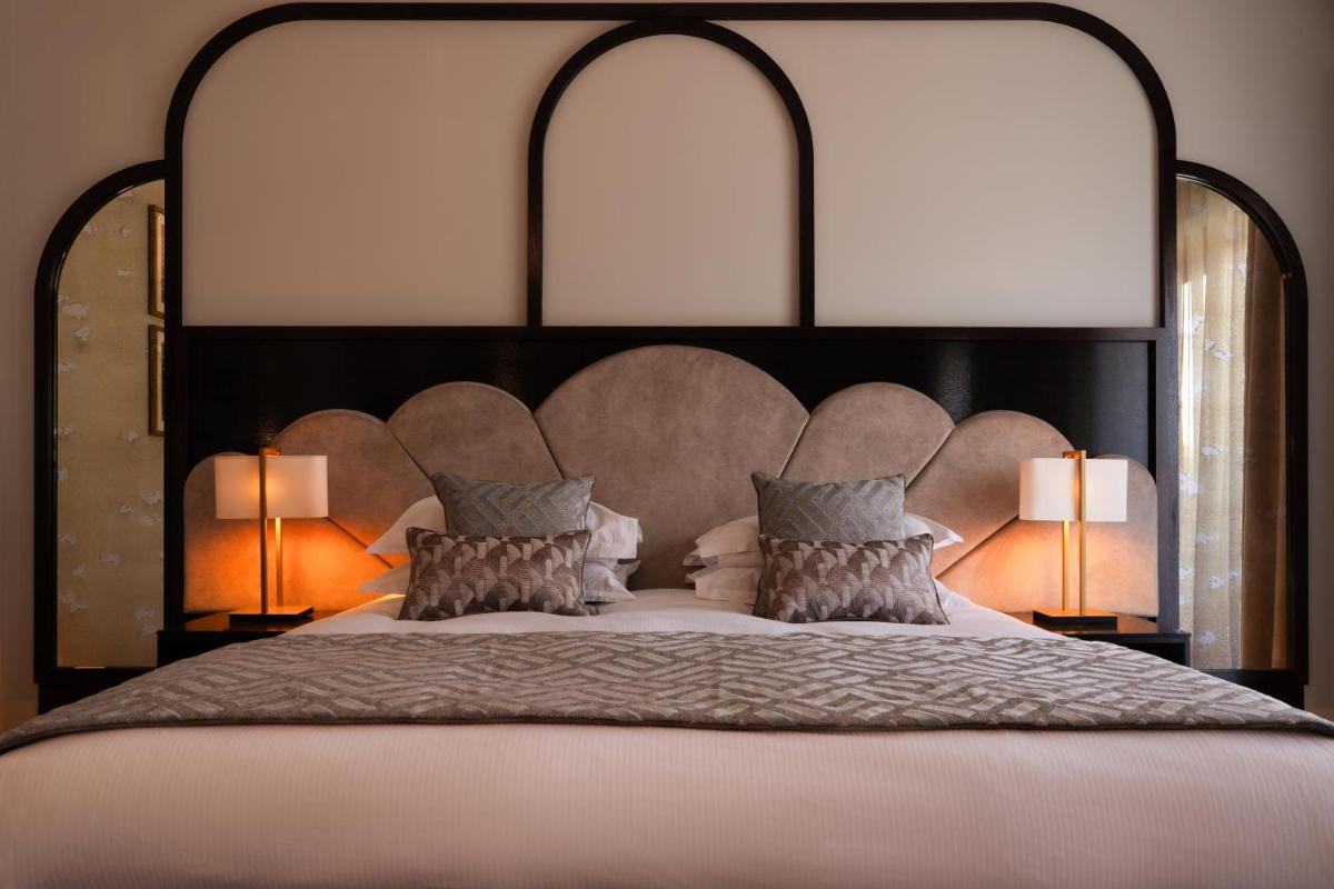 Crossbasket Castle, Hotel & Restaurant