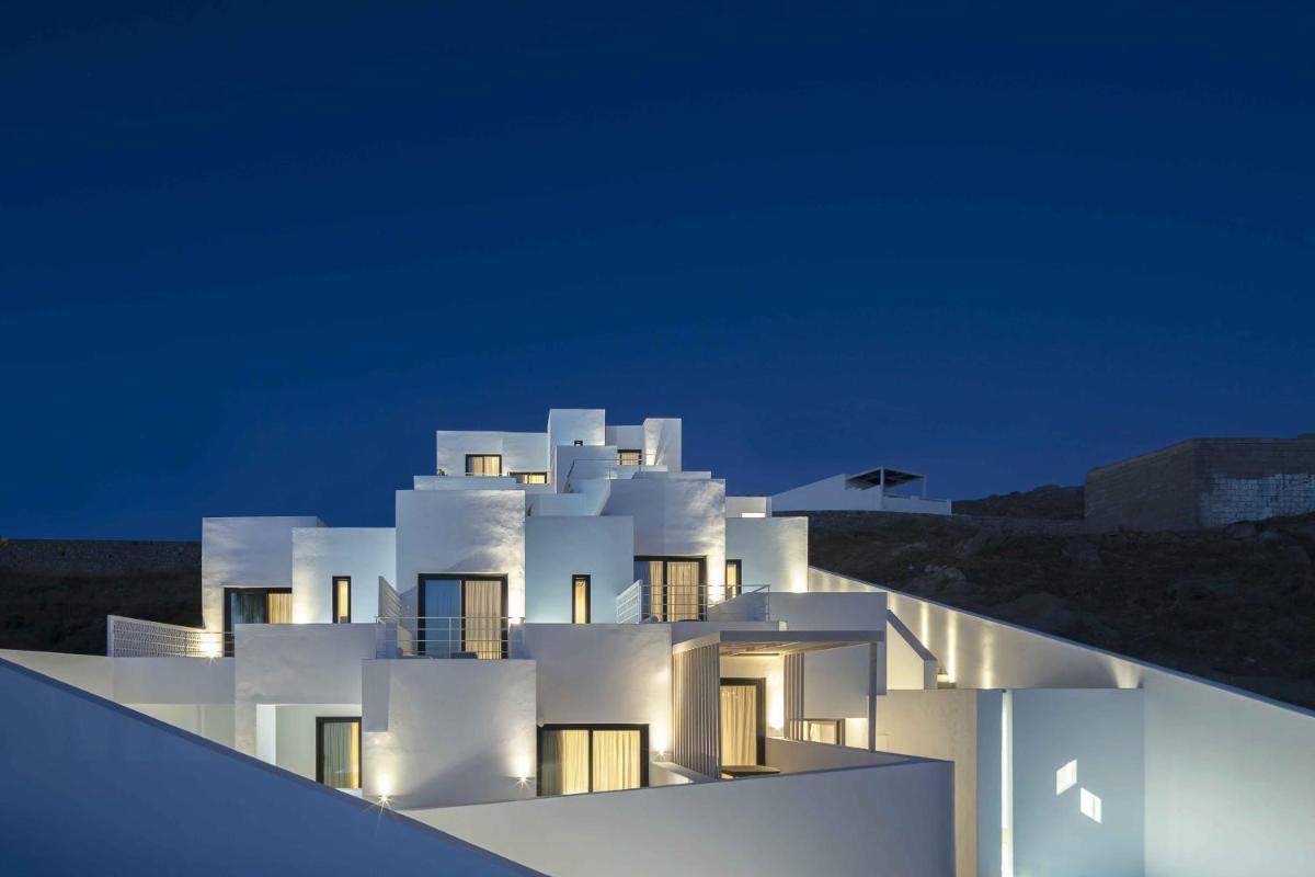 CUBIC Mykonos Seafront Design Suites
