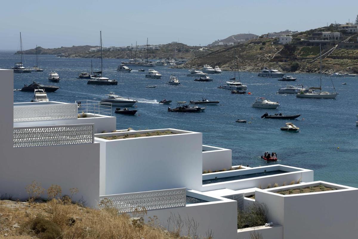 CUBIC Mykonos Seafront Design Suites