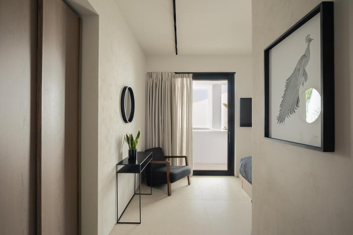 CUBIC Mykonos Seafront Design Suites