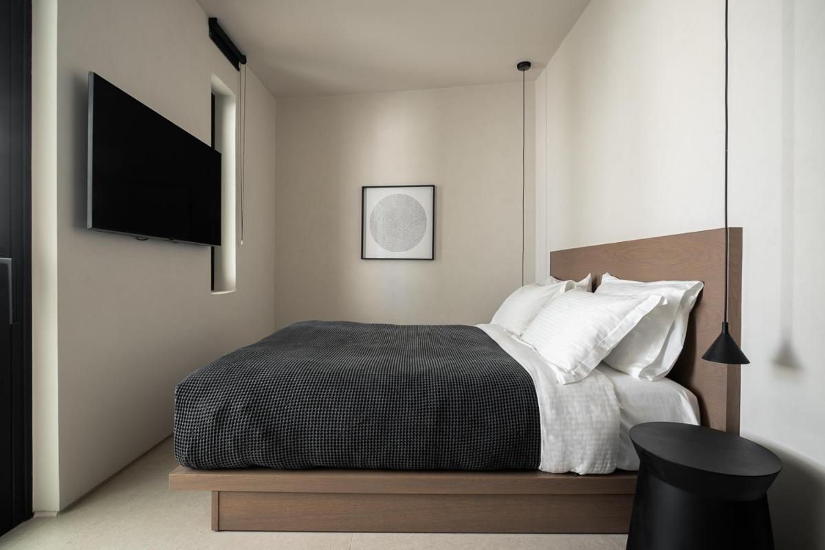 CUBIC Mykonos Seafront Design Suites