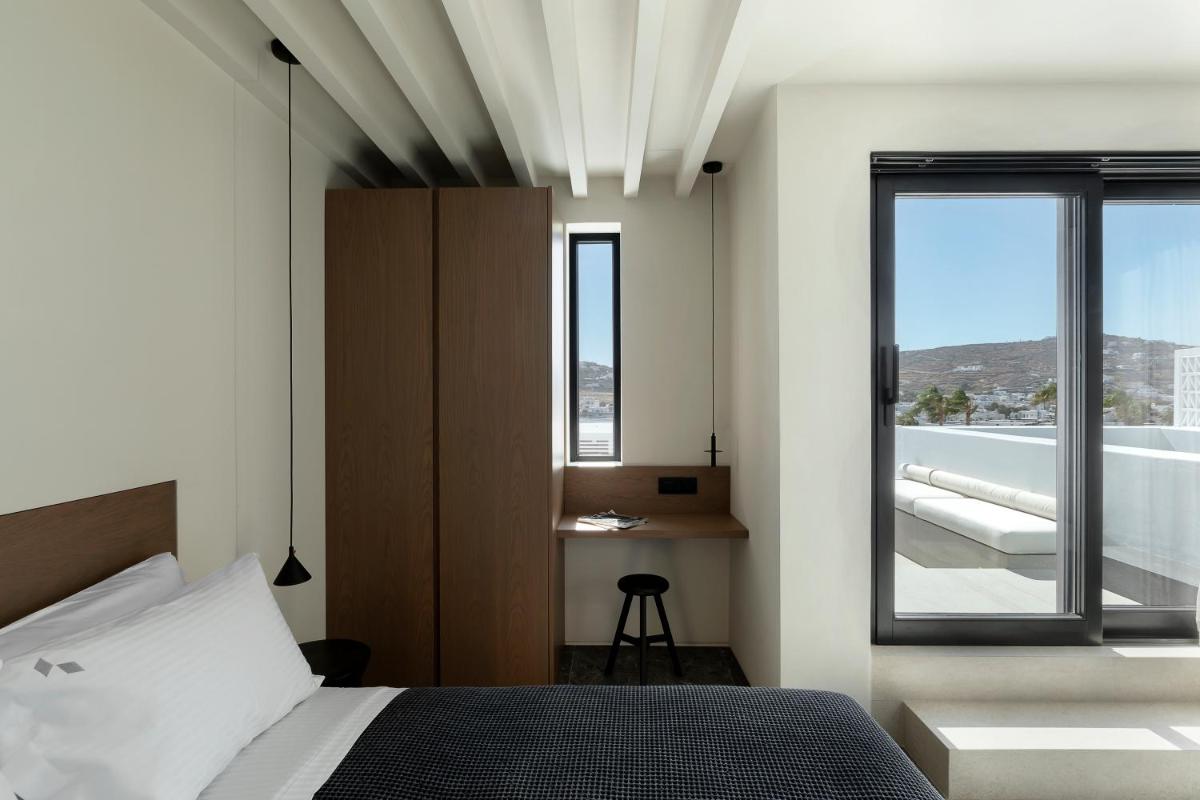 CUBIC Mykonos Seafront Design Suites