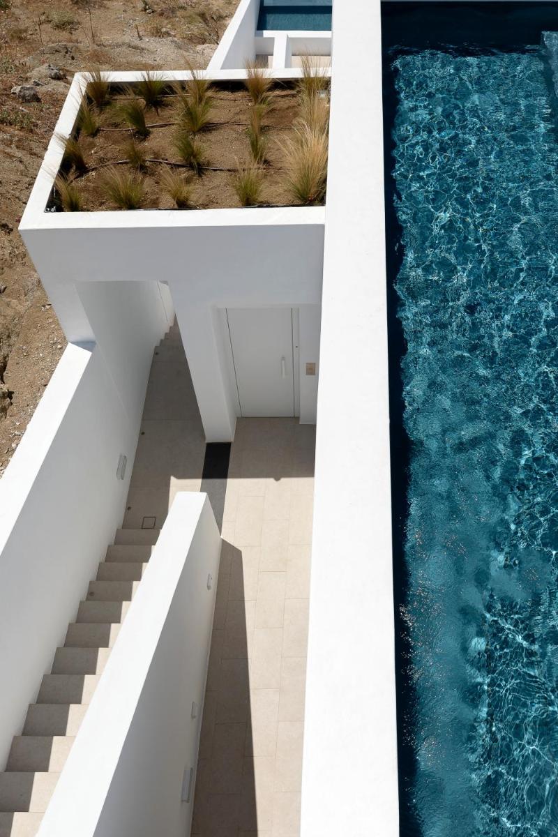 CUBIC Mykonos Seafront Design Suites