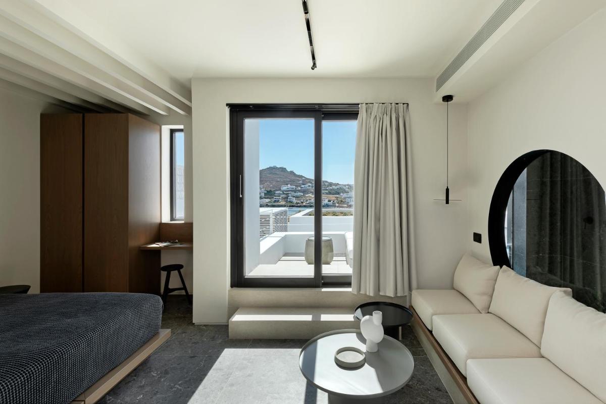 CUBIC Mykonos Seafront Design Suites