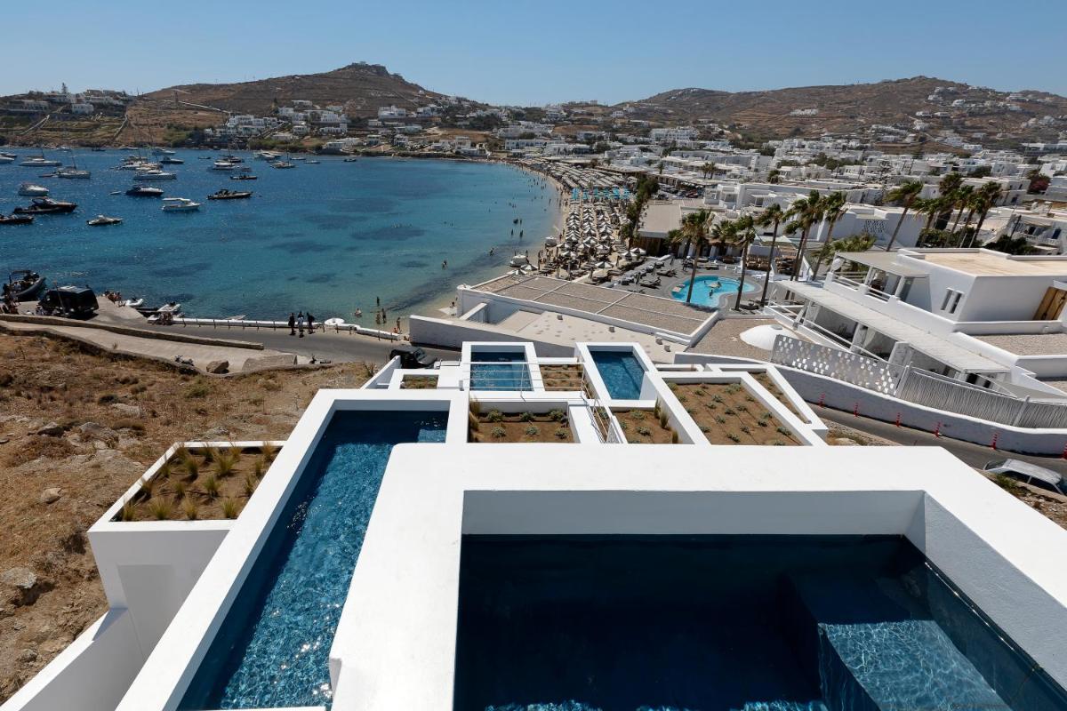 CUBIC Mykonos Seafront Design Suites