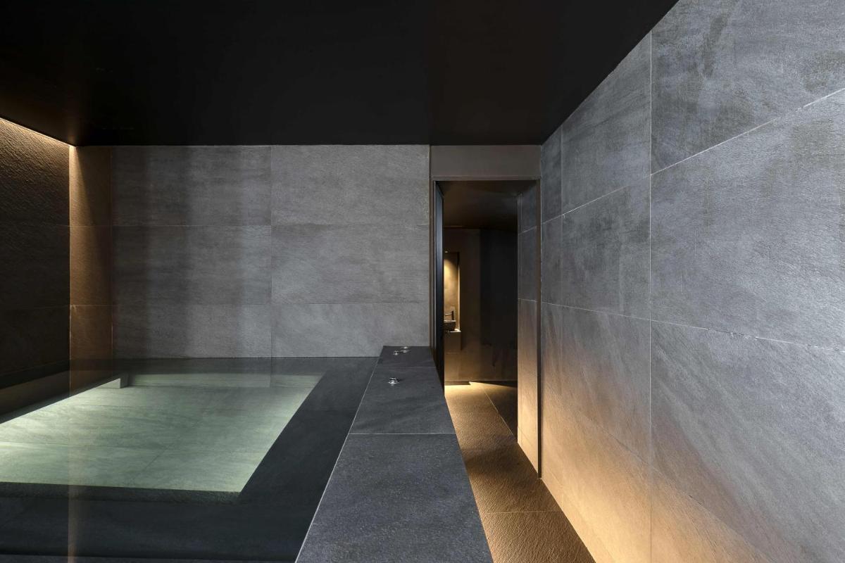 CUBIC Mykonos Seafront Design Suites