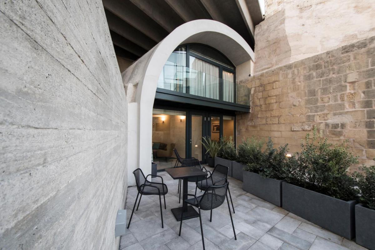 Cugo Gran Macina Malta