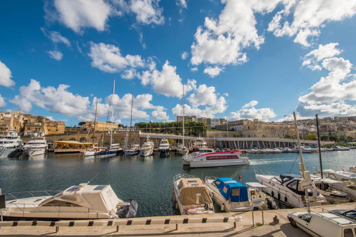 Cugo Gran Macina Malta