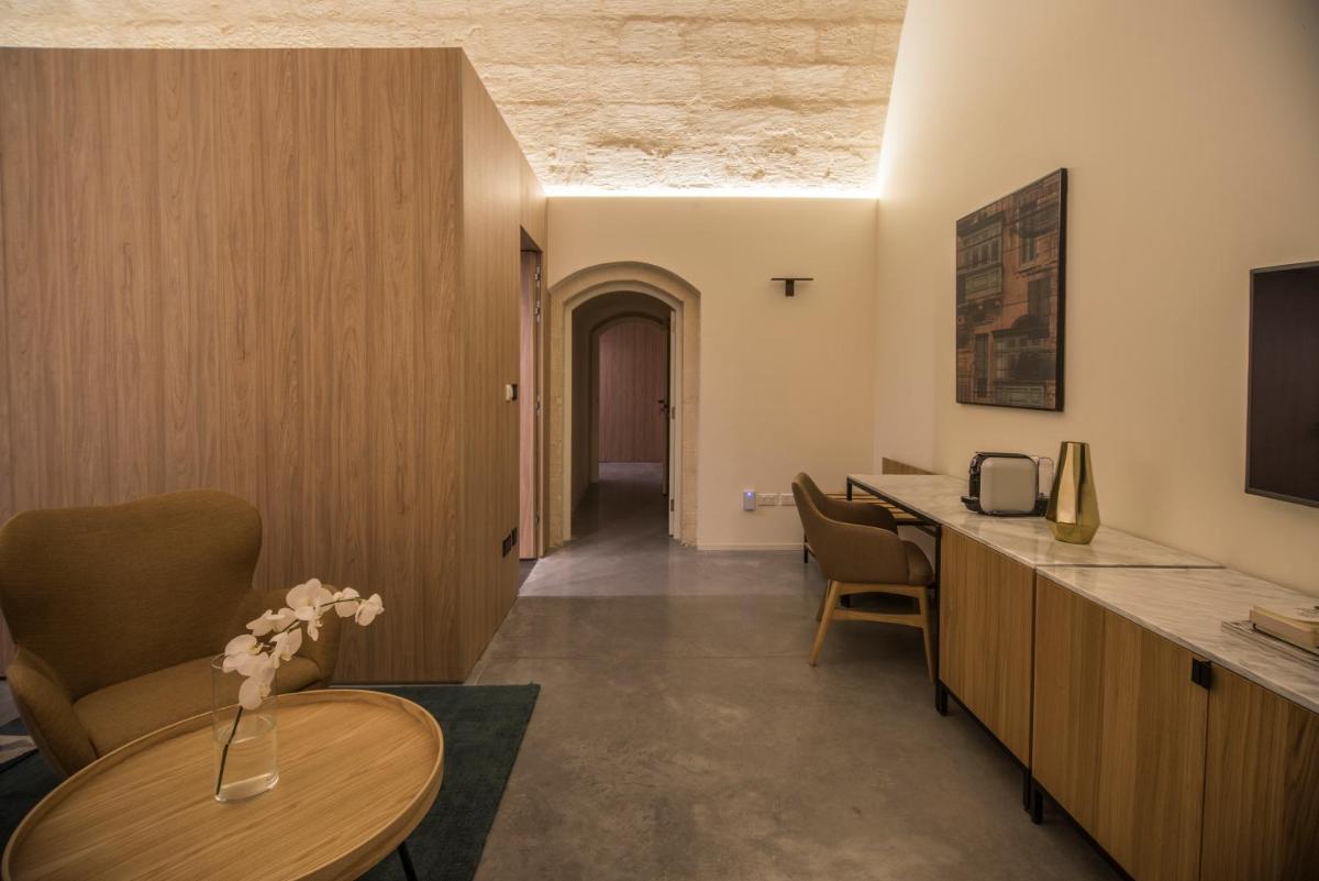 Cugo Gran Macina Malta