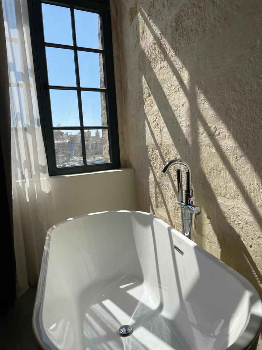 Cugo Gran Macina Malta