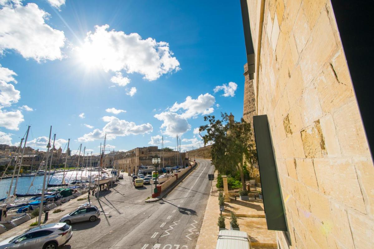 Cugo Gran Macina Malta