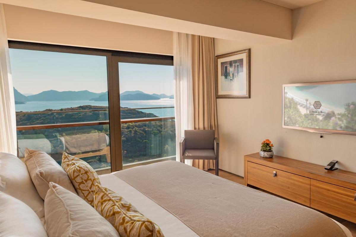 D Maris Bay